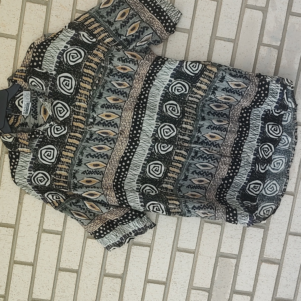 Basic Edition Shirt - Picture 3 of 9
